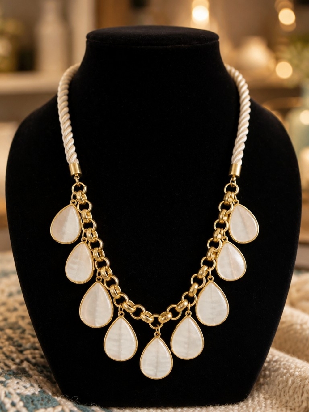 Elegant Gold Teardrop White Necklace